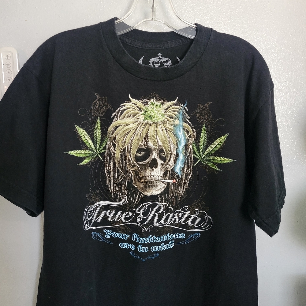 Black Graphic Men's Shirt.    C28 - Picture 3 of 11
